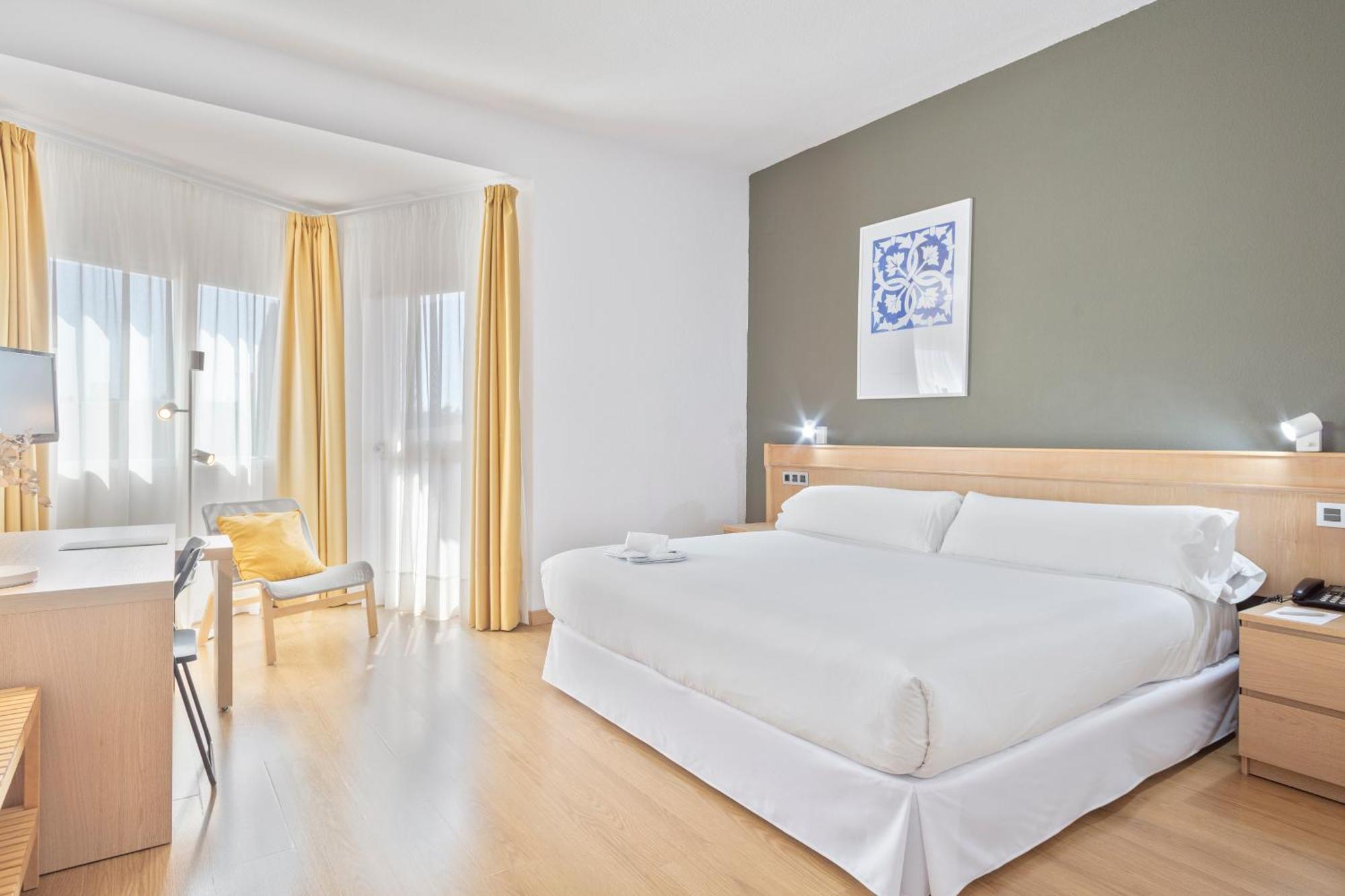 Hotel Trh La Motilla Dos Hermanas Eksteriør billede